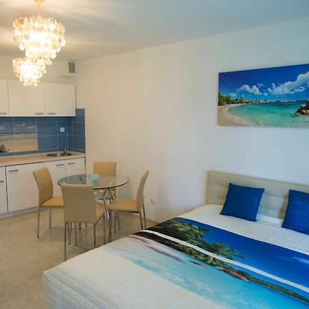 Green Park Apartments ชวีโนวิชแจ ภายนอก รูปภาพ